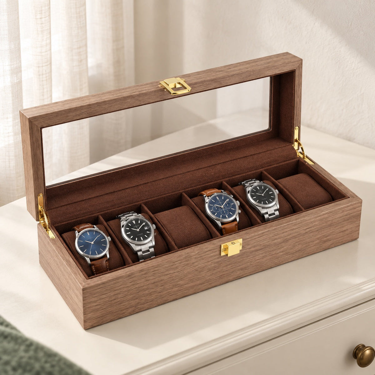 Boîte de rangement 6 montres en noyer, garnie de montres